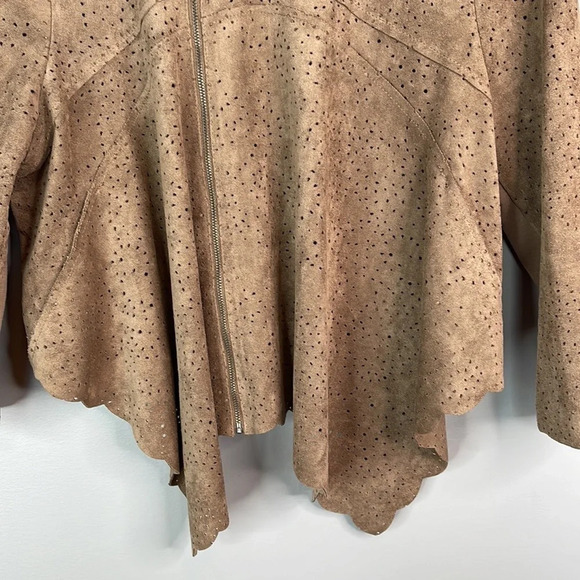 BCBGMAXAZRIA Perforated Faux Suede Crop Jacket Mocha Draped Front 3/4 Sleeves L - Picture 4 of 13